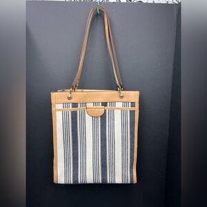 Jones New York shoulder bag Signature Navy Blue and white